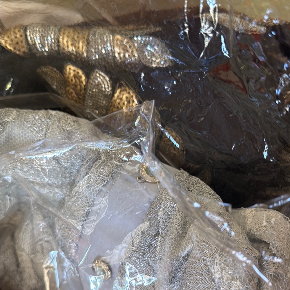 Reptile Habitat Decor - Silver and Gold
